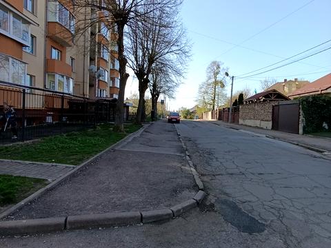 комерційна за адресою Рівне, вул. Ясна, 7б