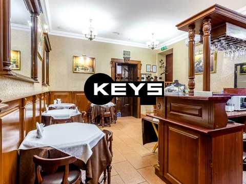 комерційна за адресою Трьохсвятительська вул., 9