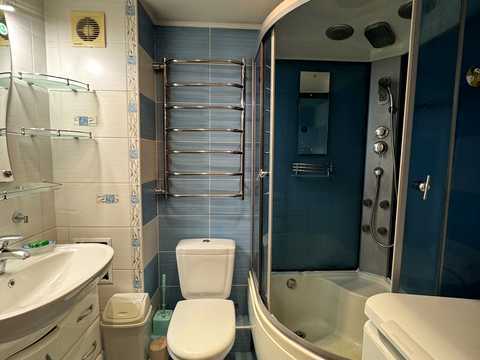 квартира за адресою Андрія Малишка вул., 21