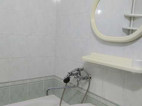 квартира по адресу Ревуцкого ул., 42