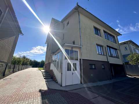 будинок за адресою Медична