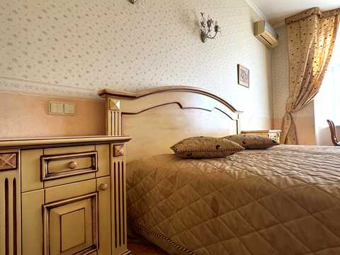 квартира по адресу Кловский спуск, 5