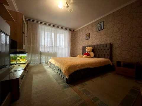 квартира за адресою Рінь вул. (Українських Декабристів), 52