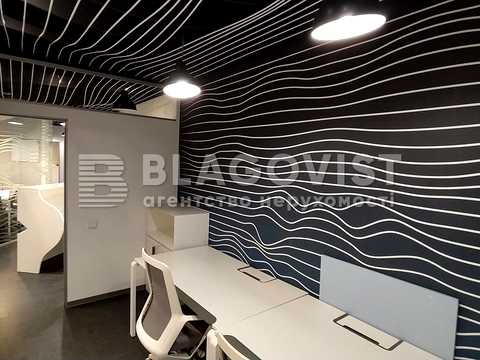 комерційна за адресою Мала Житомирська вул., 20-В