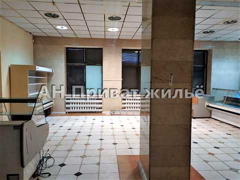 комерційна за адресою Юліана Матвійчука вул. (), 1