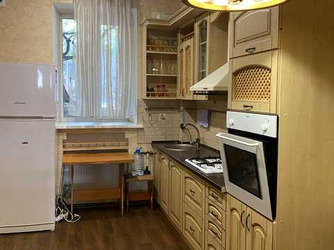 квартира по адресу Короленко ул., 49