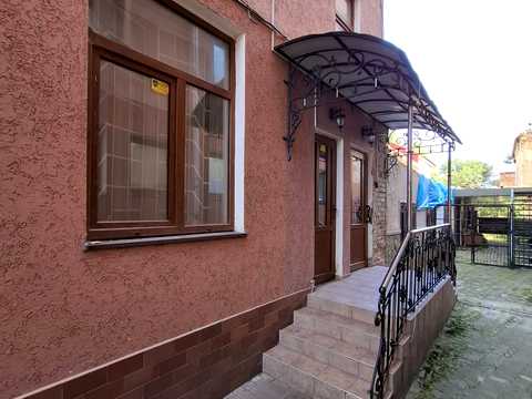 комерційна за адресою Надвірна, Чорновола вул., 9а