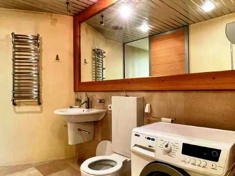 квартира за адресою Кропивницького вул., 10