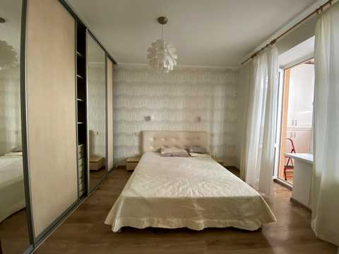 квартира за адресою Центральна вул., 33-В