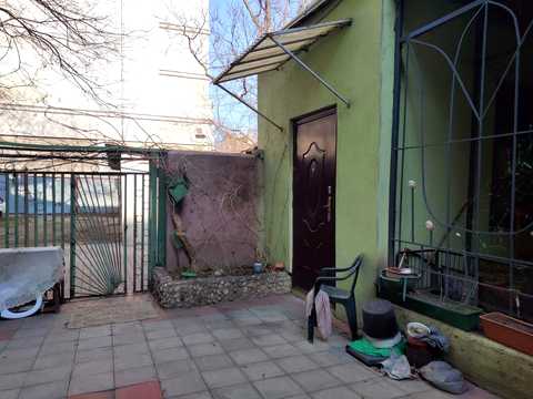 квартира за адресою Єврейська вул. (Бебеля), 6