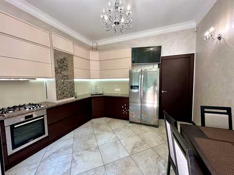квартира за адресою Кожум'яцька вул., 14-В