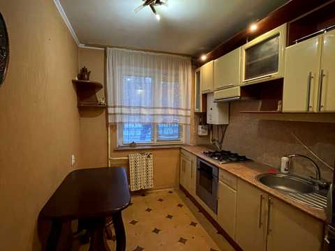 квартира за адресою Юності просп., 3