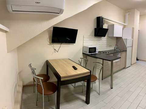 квартира за адресою Короленко, 25