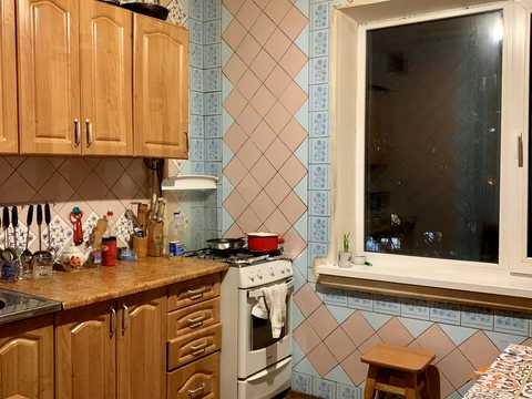 комната по адресу Верховинная ул., 5б