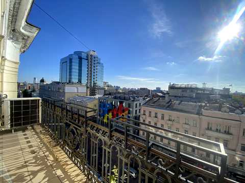 квартира за адресою Богдана Хмельницького вул., 32