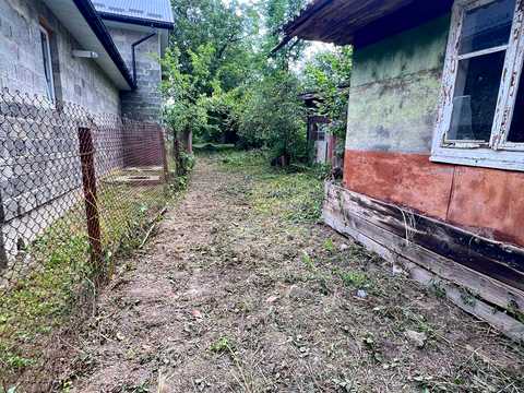 дом по адресу Бічна