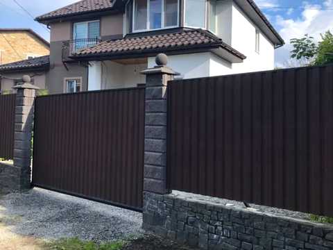 дом по адресу 11-й Дачный пер.