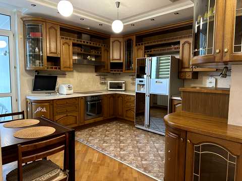 квартира за адресою Леся Курбаса просп., 5-В