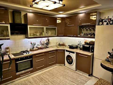 квартира за адресою Миколаївська вул., 10