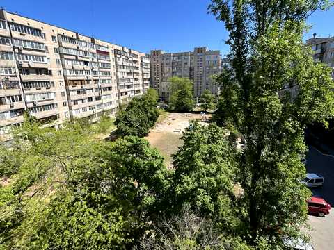 квартира по адресу Романа Шухевича просп. (Генерала Ватутіна), 6-А