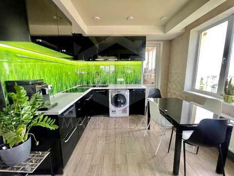 квартира за адресою Львівська вул., 11