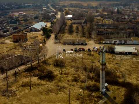 ділянка за адресою Першотравнева