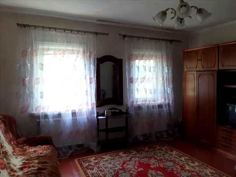 будинок за адресою центральна, 1