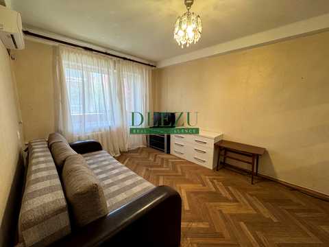 квартира за адресою Золотоустівська вул., 1