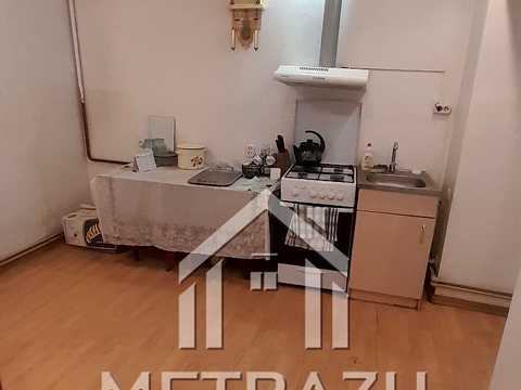 квартира за адресою Зброярська вул. (Малиновського), 8
