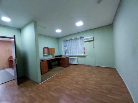 комерційна за адресою Івана Мазепи вул. (Калініна), 1