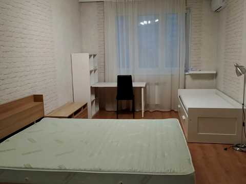 квартира за адресою Патріарха Мстислава Скрипника вул. (Миколи Островського), 40