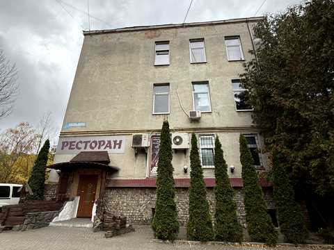 комерційна за адресою Пасічна вул., 43а