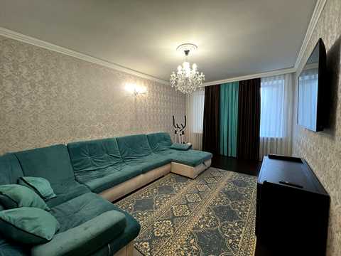 квартира за адресою Універсальна вул., 1