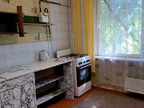 квартира за адресою вул. Лазурна, 20