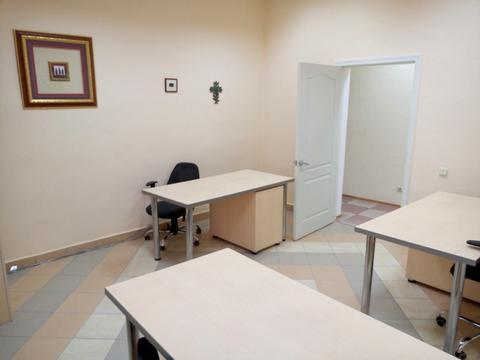 комерційна за адресою Приморський бульв., 10