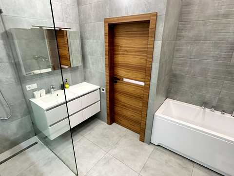 квартира за адресою Миколи Ушакова вул., 1-Г