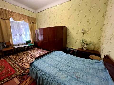 будинок за адресою Володимира Івасюка вул. (Морозова), 13