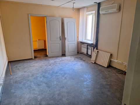 комерційна за адресою Київ, Борщагівська вул., 145