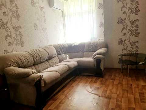 квартира за адресою Анни Ахматової вул., 22