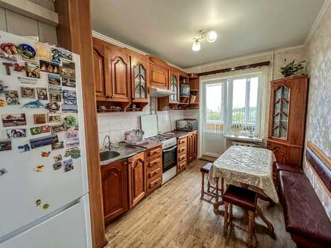 квартира за адресою Дмитра Романченка вул., 3а