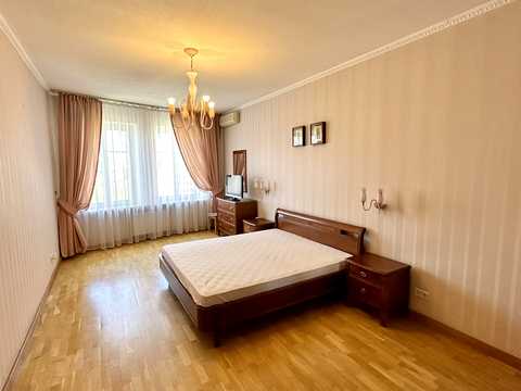 квартира за адресою Дмитрівська вул., 17-А