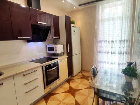 квартира за адресою Анатолія Петрицького вул., 13