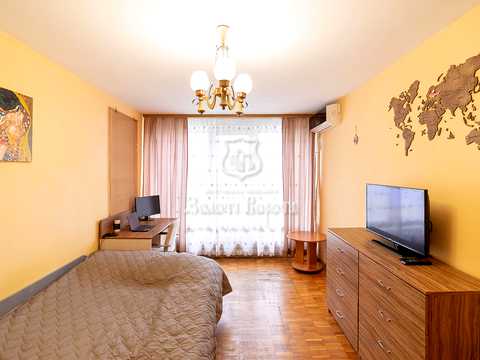 квартира за адресою Андрія Малишка вул., 25
