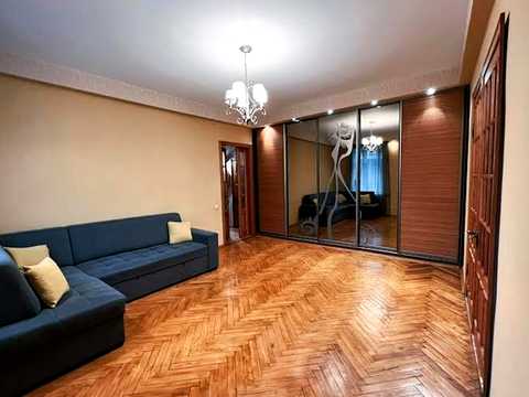 квартира за адресою Івана Федорова вул., 10