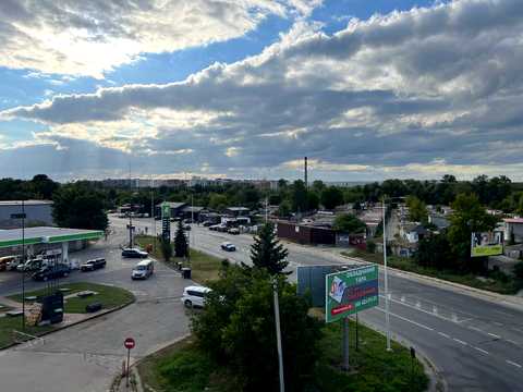 коммерческая по адресу Максимовича ул., 15