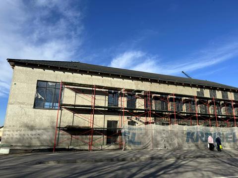 комерційна за адресою Лесі Українки вул., 174а
