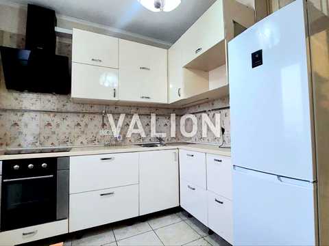 квартира за адресою Композитора Лятошинського вул., 18