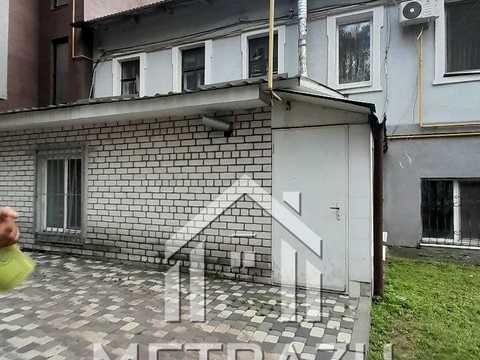 квартира за адресою Зброярська вул. (Малиновського), 8