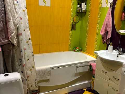 квартира за адресою Тракторобудівників просп., (94в)