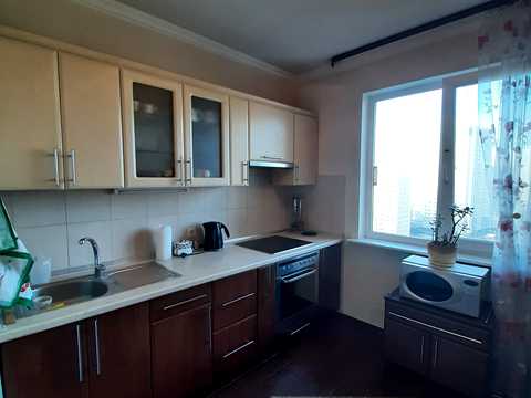 квартира за адресою Драгоманова вул., 13/10